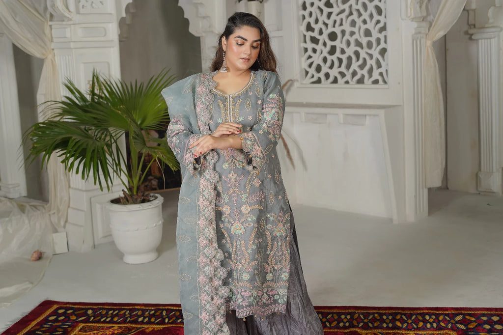SPARKLE FLAKE | SS-1039 – Grey Sharara Set by Sundar Stitch