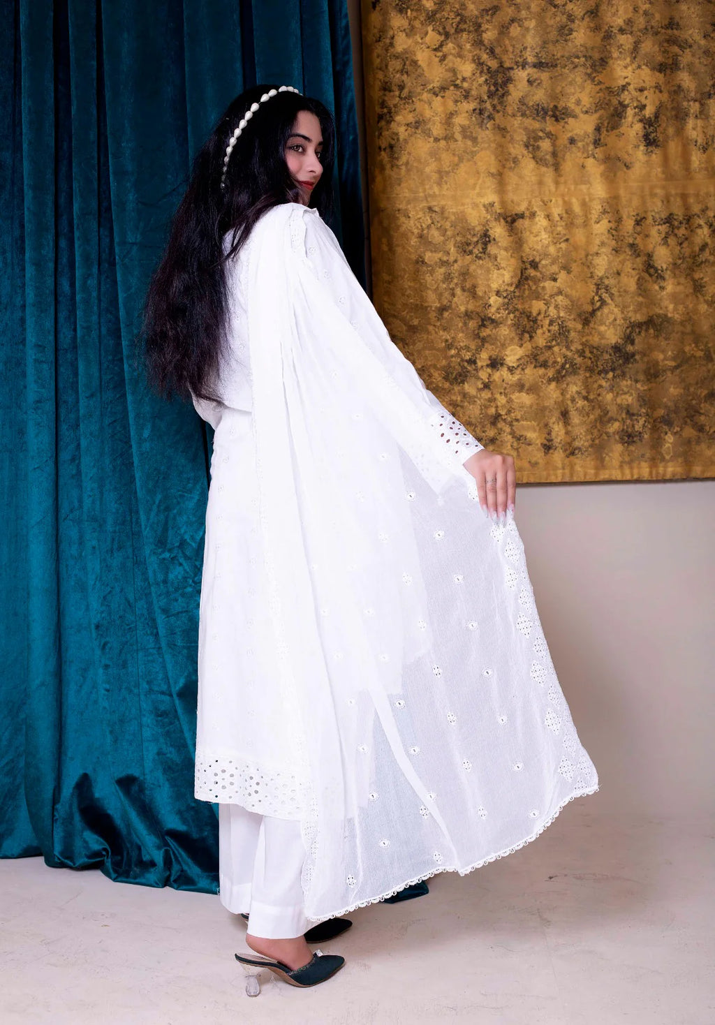 LUNAR LUXE | SS-1002 – Elegant Schiffli Kurta Set