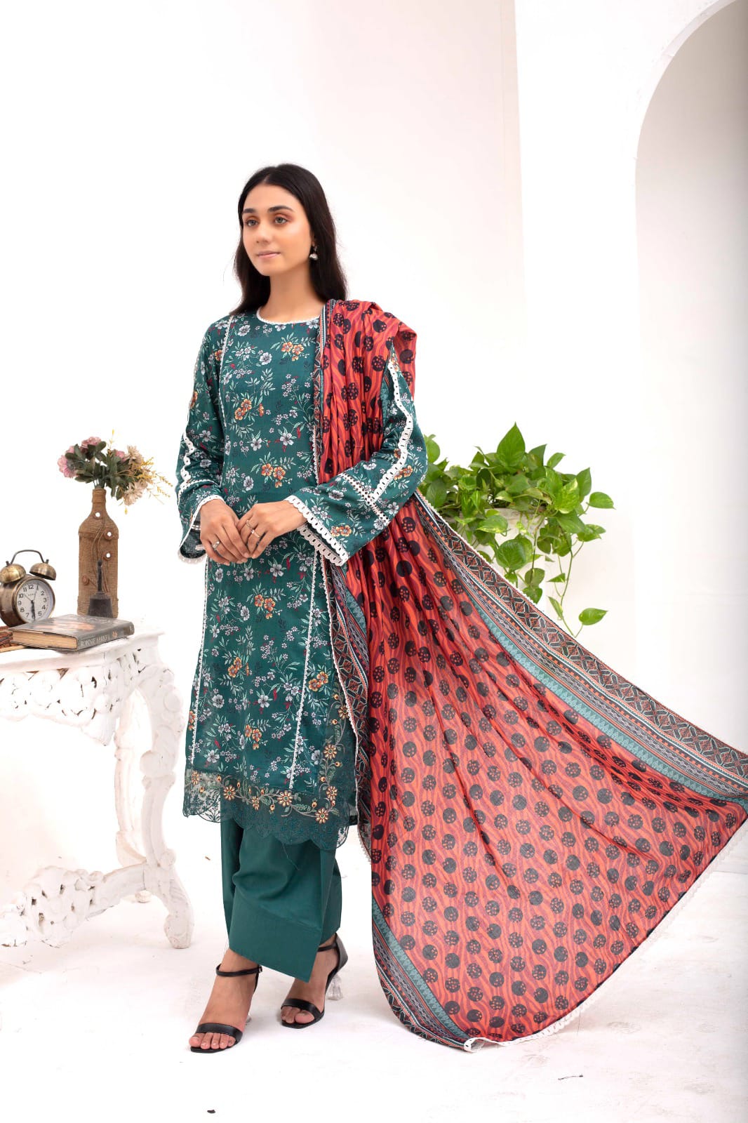 ROSE REVERIE | SS-1010 – Green Lawn Patchwork Kurta Set