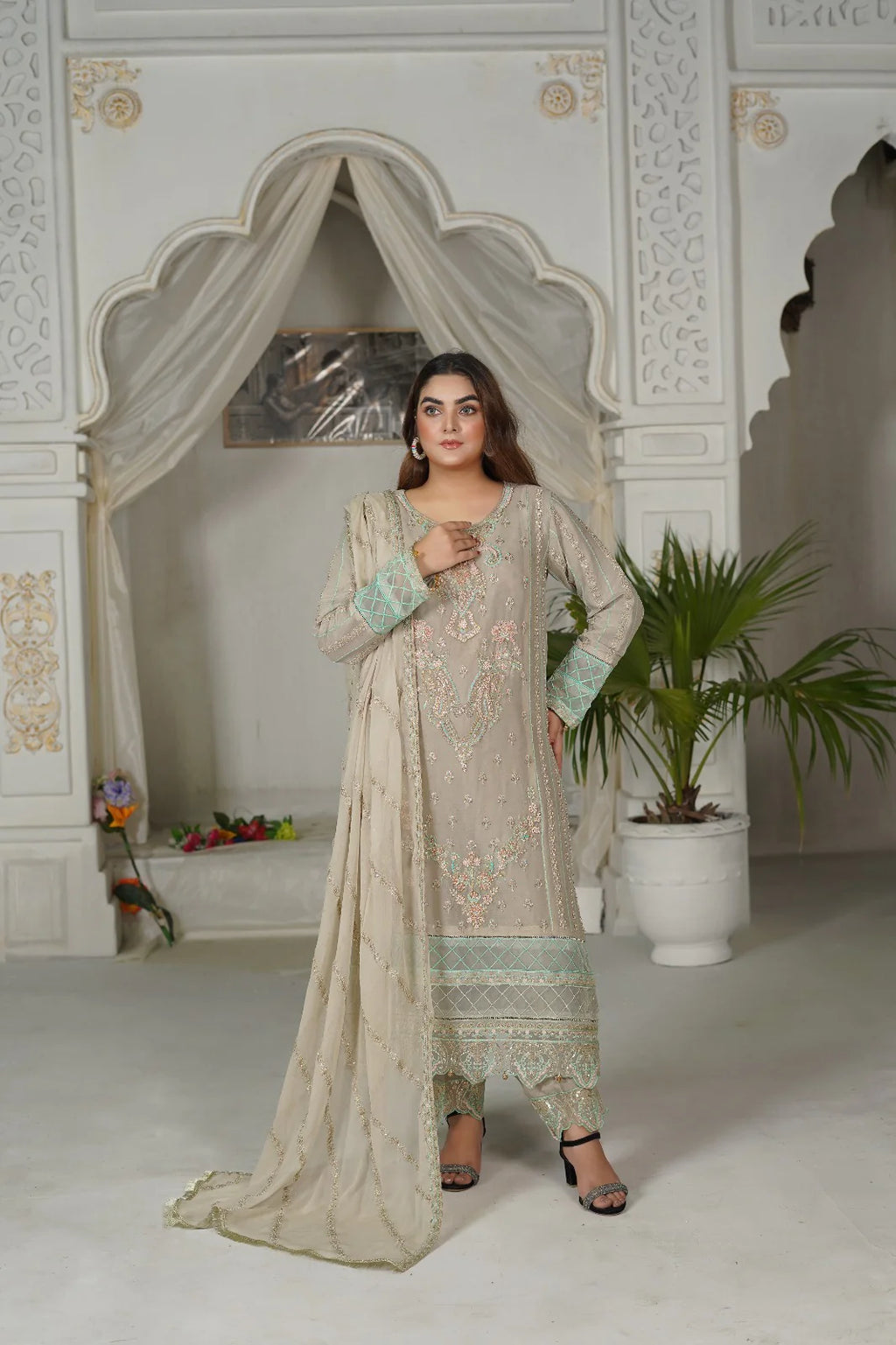 BLOSSOM GRACE | SS-1036 – Grey Chiffon Kurta Set by Sundar Stitch